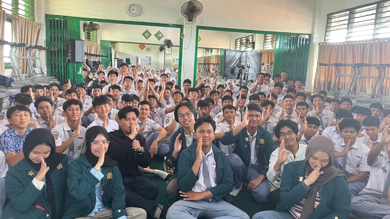 Kegiatan Sosialisasi kampus dan motivasi siswa 